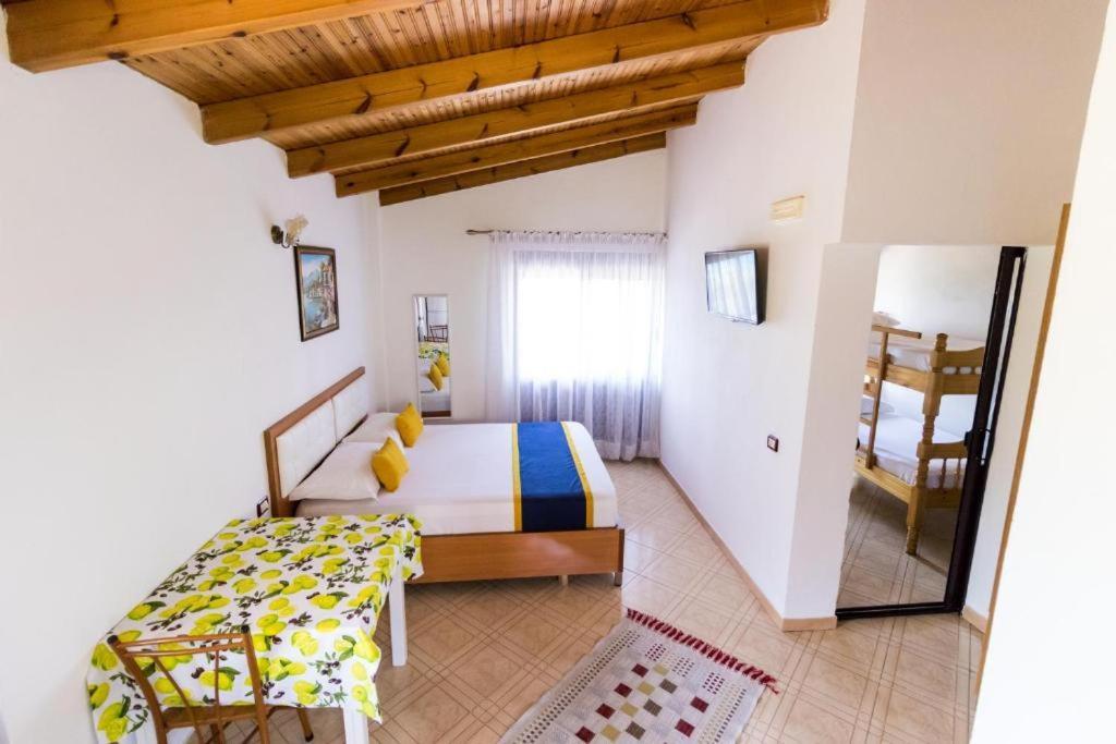 Vila Toskaj Vlorë Exterior foto