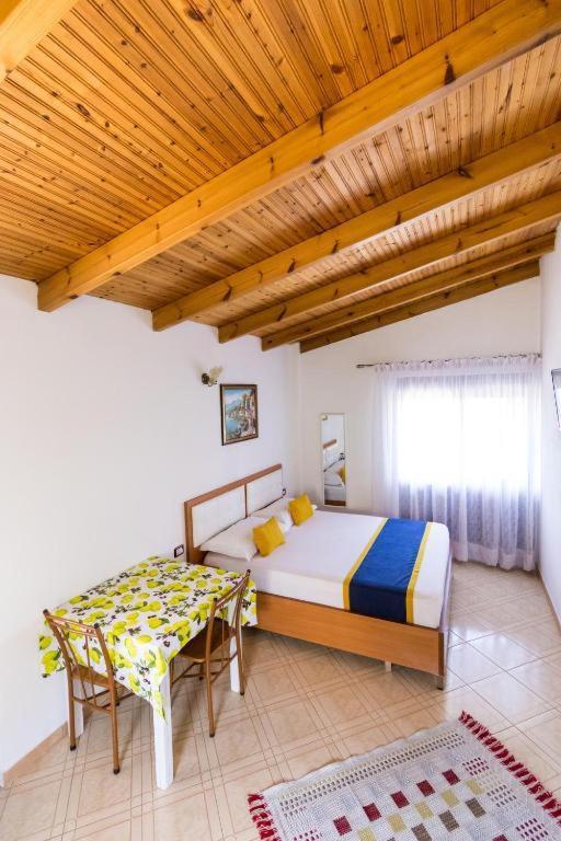 Vila Toskaj Vlorë Exterior foto
